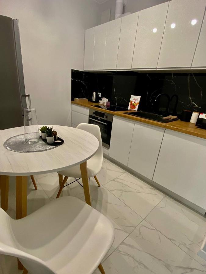 Apartment Mokotow Blisko Lotniska Chopina Varsovie Extérieur photo